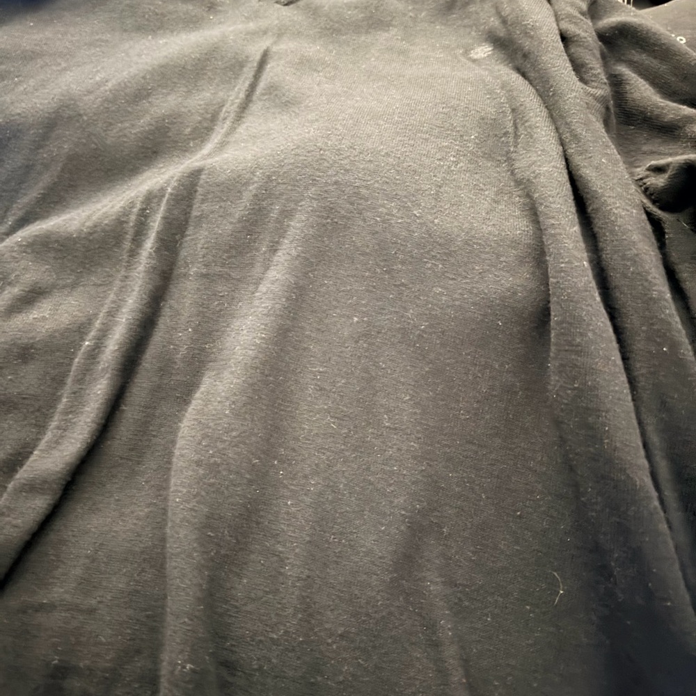Izod Black and Gray Graphic Sweater